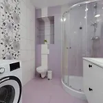 Spacious For 4 People With Air Conditioning By Renters *