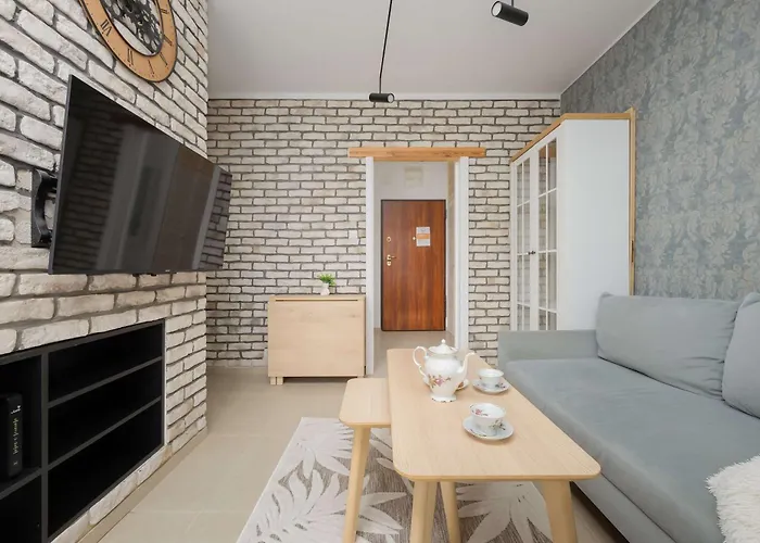 Spacious For 4 People With Air Conditioning By Renters Lejlighed *