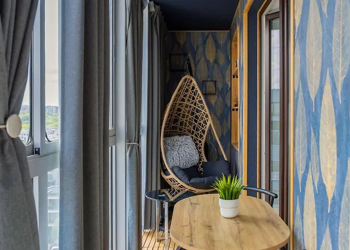 Spacious For 4 People With Air Conditioning By Renters